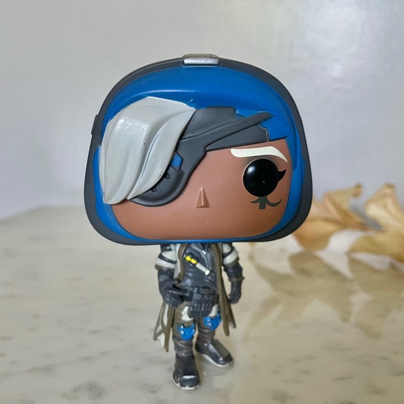 Overwatch Ana Amari Funko pop character figurine - Picture 1 of 5